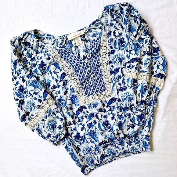 H&M Blue Lace Blouse Top Size 2 3/4 Sleeve V-Neck E Blue Floral Print - Picture 3 of 8